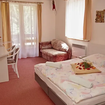 Limba 3* Deménvölgy